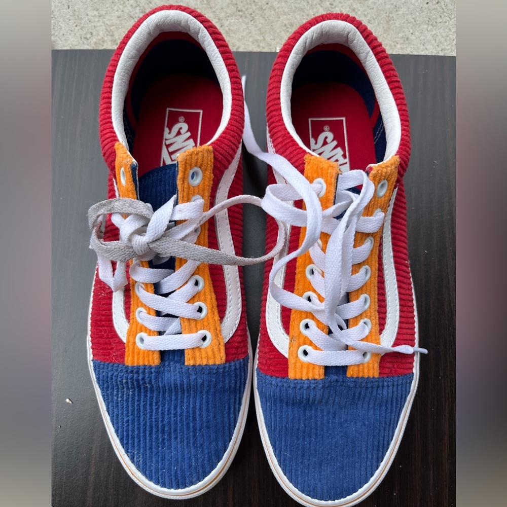 Old Skool Corduroy Vans Size 9